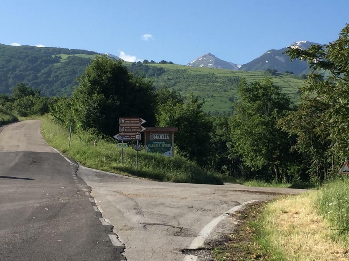 Pezzelelle Villa Roccamorice Bagian luar foto