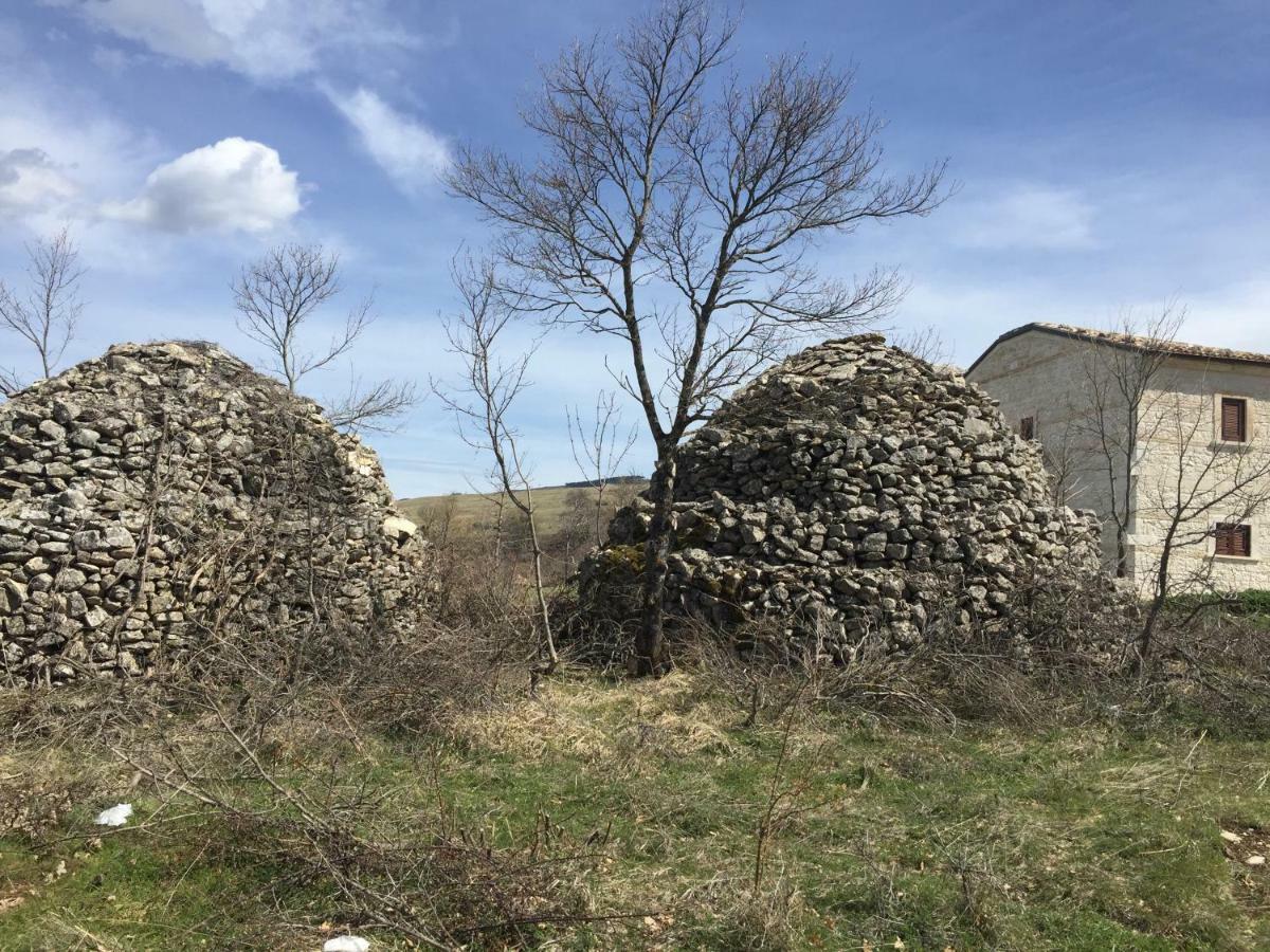 Pezzelelle Villa Roccamorice Bagian luar foto